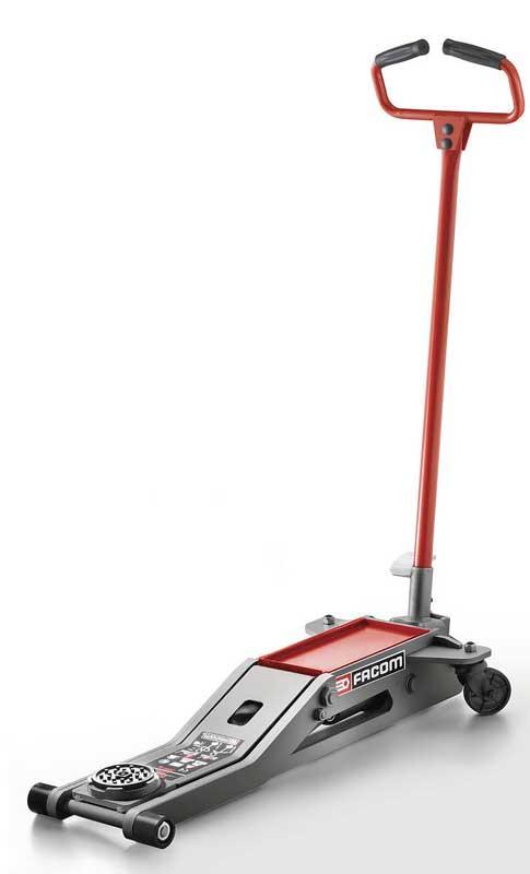 Mobile lifting equipment, 1,5 - 3,2 t