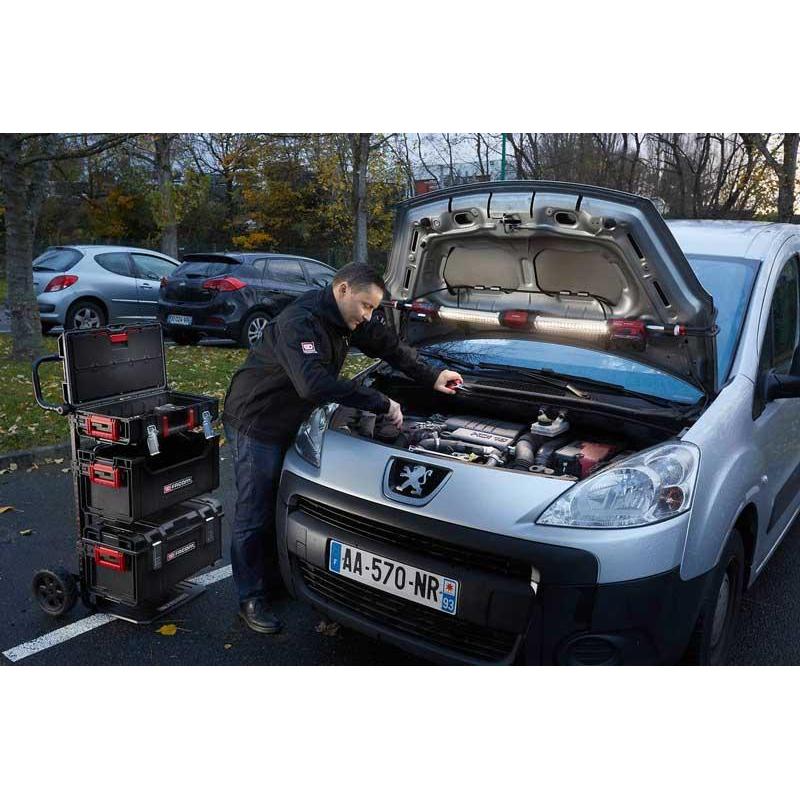 FCL045D1-QW - 18V UNDER BONNET LIGHT KITTED 2.0AH FCL045D1-QW - 18V UNDER BONNET LIGHT KITTED 2.0AH