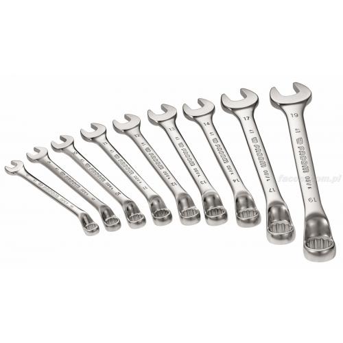 41.JE18 - WRENCH SET